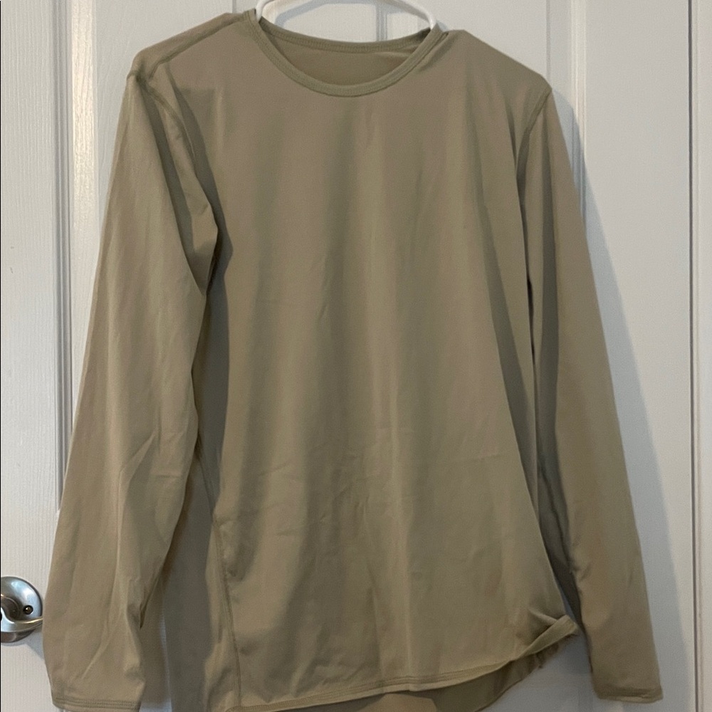 Men's Long-Sleeve Crew Neck Shirt in Tan